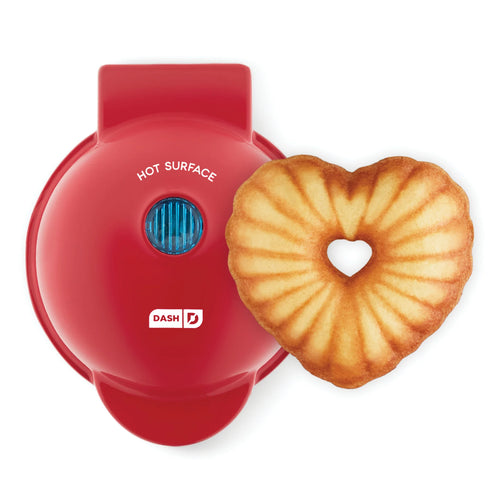 DASH MINI HEART BUNDT® CAKE MAKER