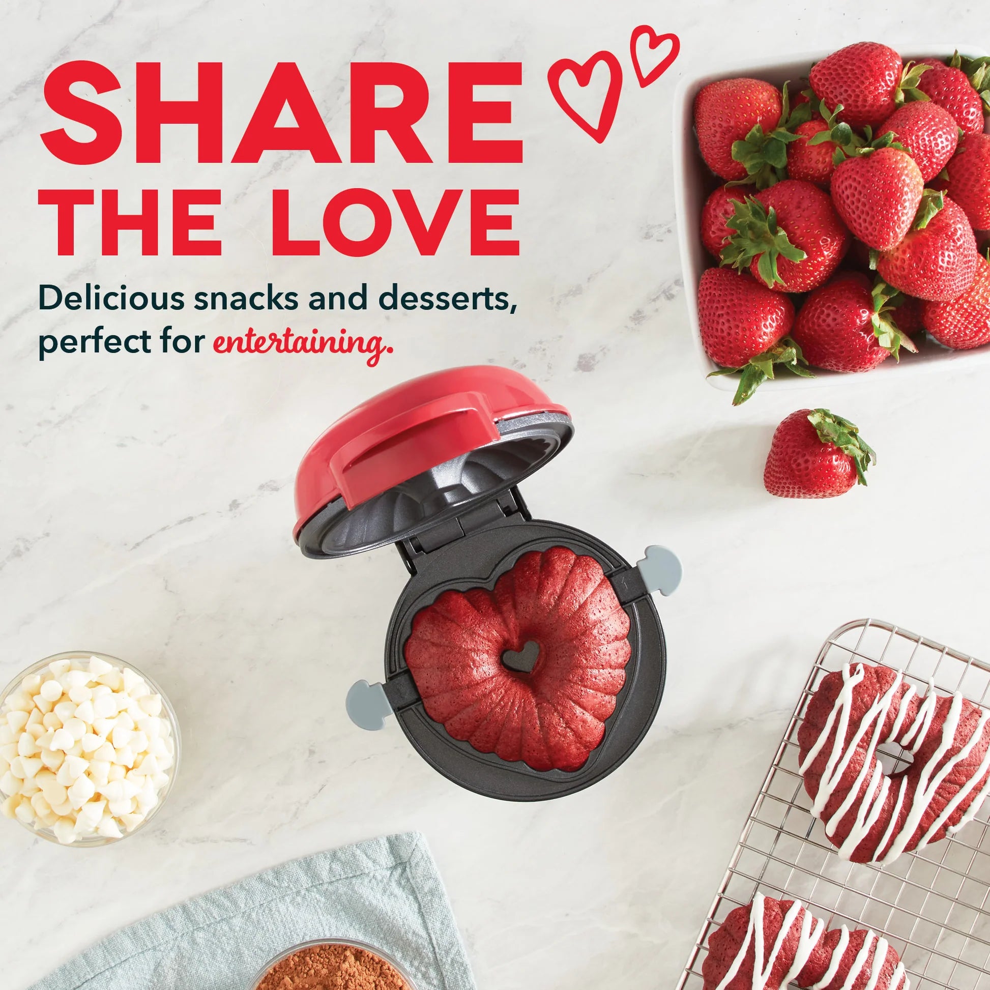 DASH MINI HEART BUNDT® CAKE MAKER