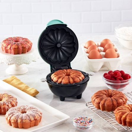 Dash Mini Bundt Maker